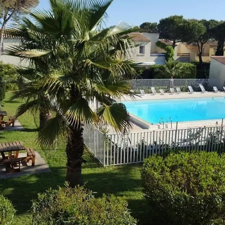 En Rez-de-jardin: Piscine, Calme, Pinede, Parking, Terrasse, Proche Plage, Bbq - Fr-1-723-84 Apartment *